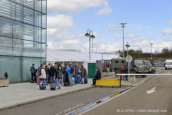 Liege airport 2016-04-04